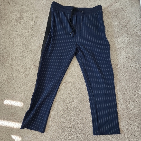 NWT Karl Lagerfeld Pinstripe Track Jogger Pants  Gym Sport Navy Size Medium - Picture 7 of 16